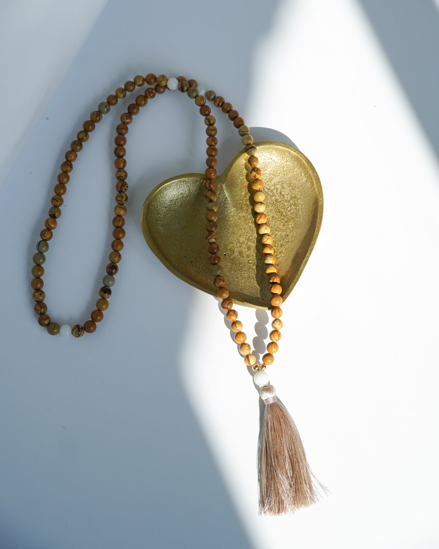 Mala en Bois de fossil & Pierre de lune