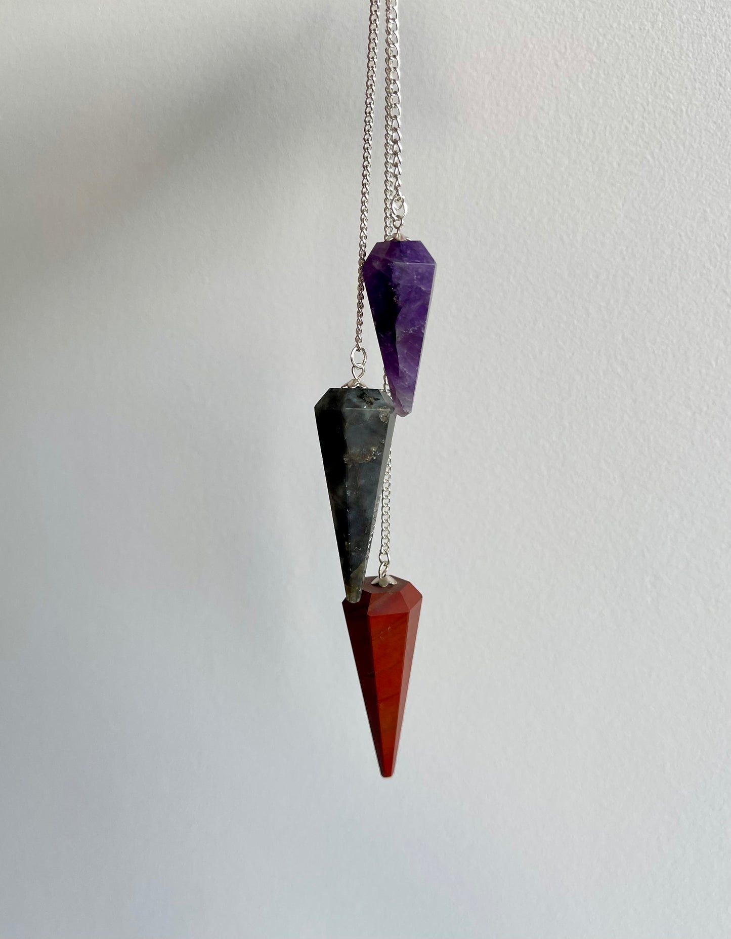 Pendules divinatoires