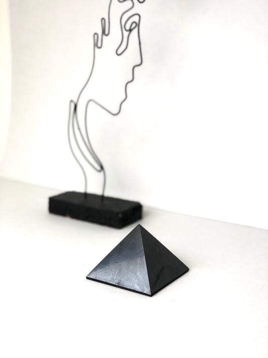 Pyramide Shungite - 7cm